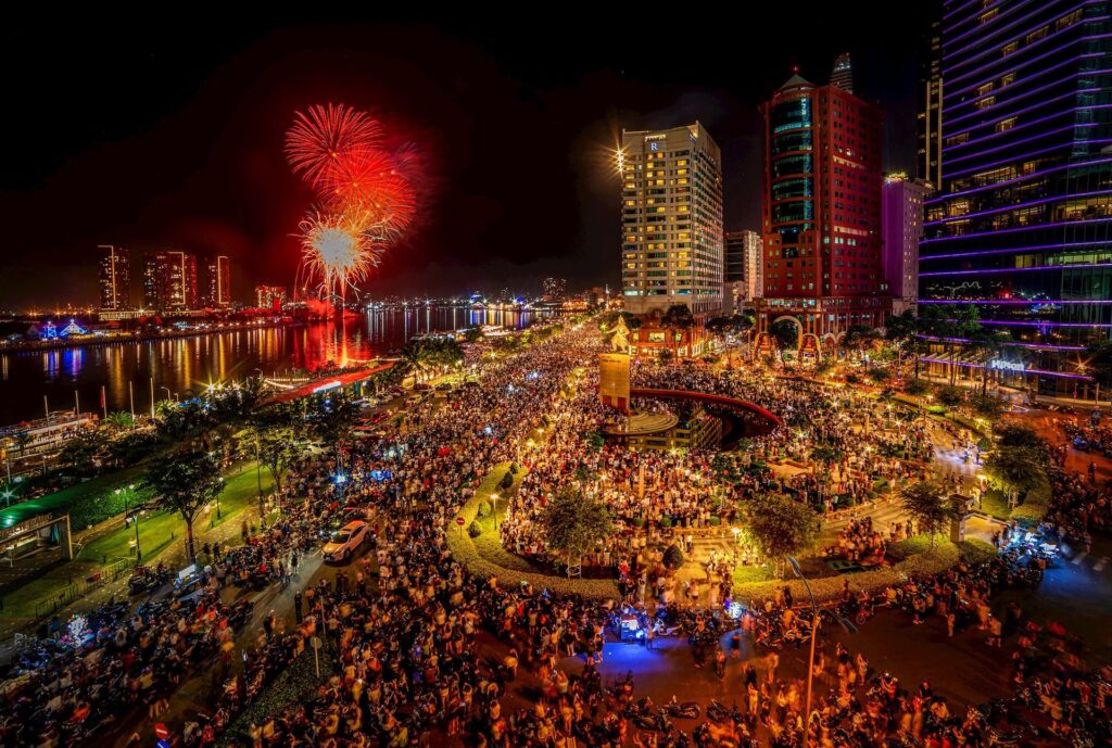 國慶旅遊狂潮！越南四大城市收入破1兆越盾大關
󠀠
2024年9月2日國慶假期，越南旅遊業再次創下驚人紀錄，四個主要城市和省份 —— 河內、廣寧、峴港和胡志明市。…