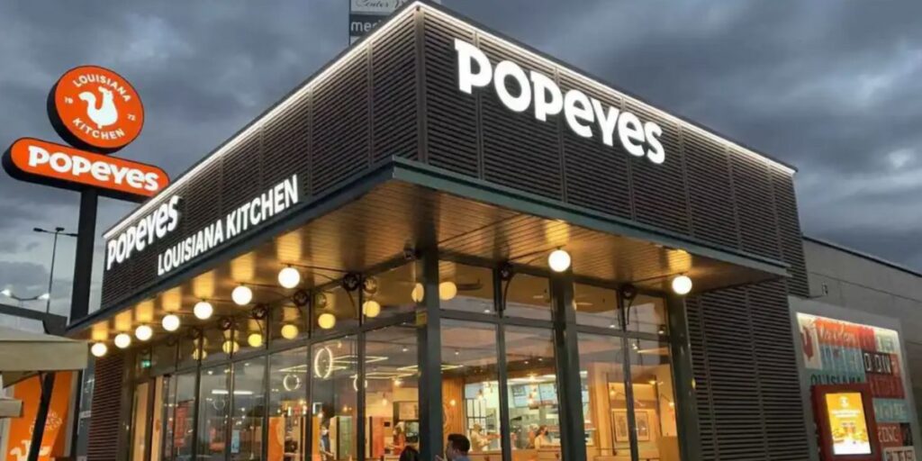 從退出到成功：Popeyes 在越南的市場擴展之路
󠀠
台灣近日媒體強攻的最強炸雞『 Popeyes 』在5月30日確定開幕台灣首店。
​󠀠
Popeyes 於…