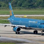 越南國內線機票票價居高不下原因為何？
​󠀠
近期越南國內線機票價格居高不下引發了廣泛的關注和討論。
​󠀠
交通部副部長 Nguyễn Danh Huy 在國會的…