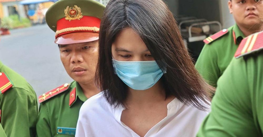 Ngọc Trinh hầu tòa